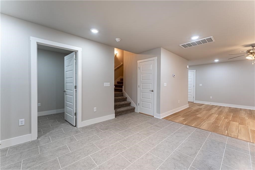 Gentry Heights Townhome Hpr Gentry - Residential Lease