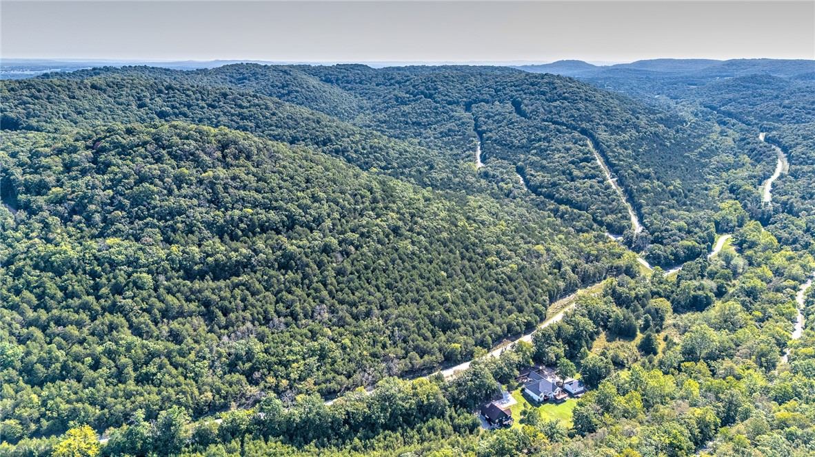 Unit 4 Holiday Island - Land