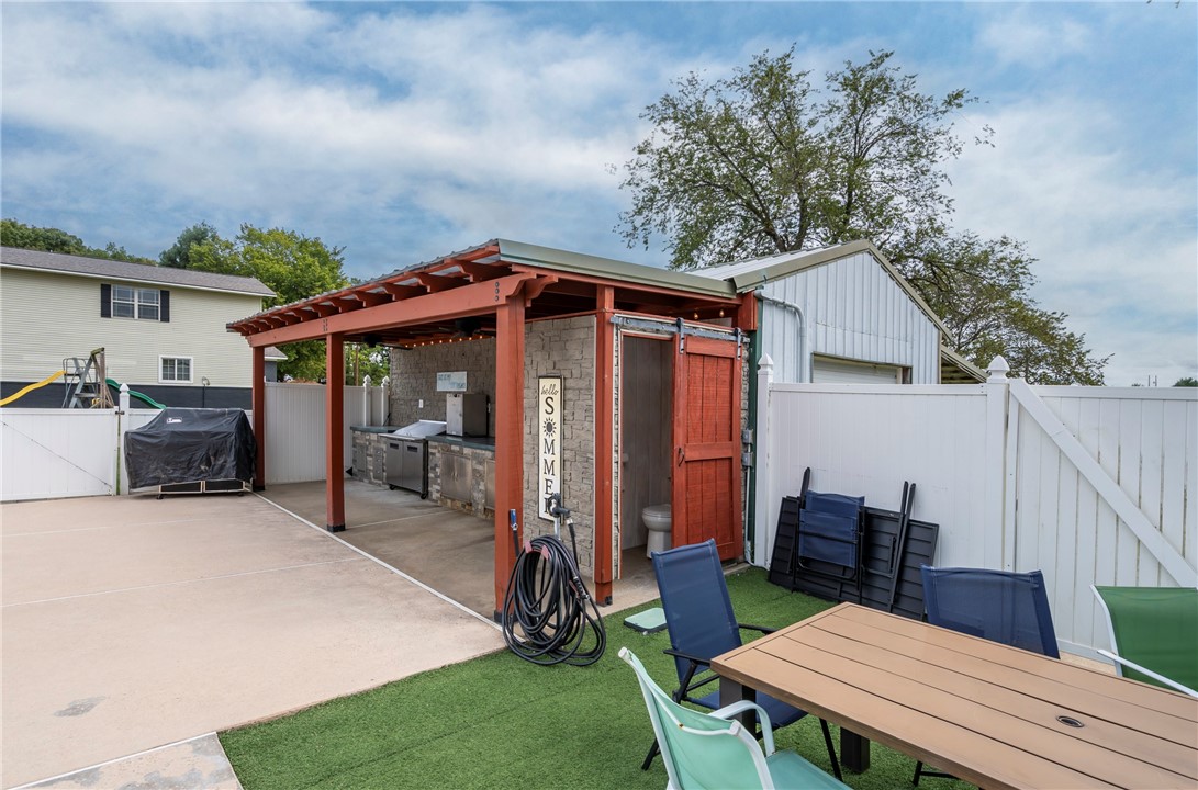 03-20-32-Gravette - Residential