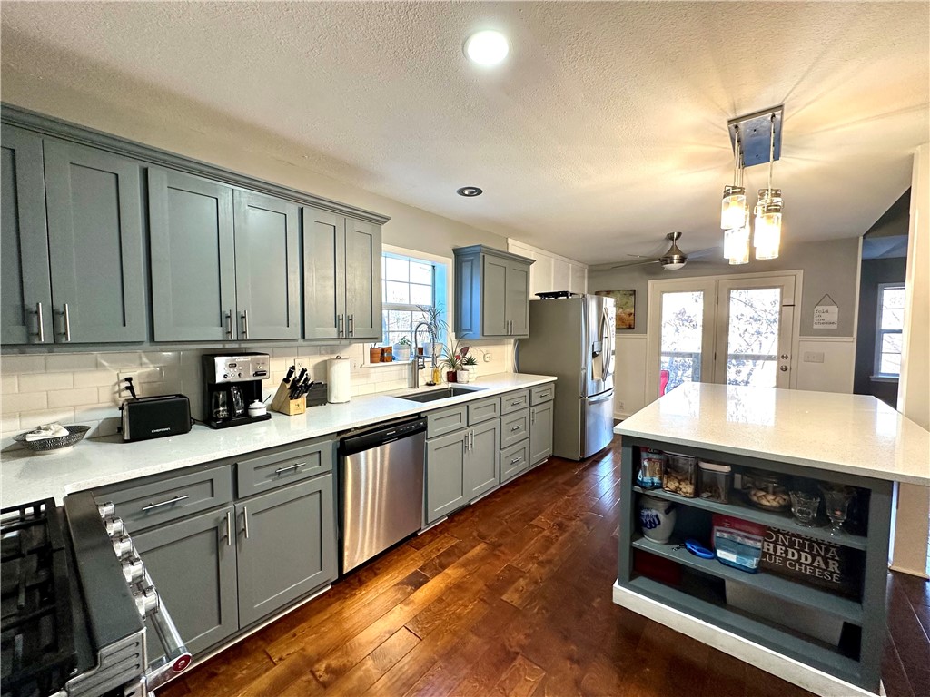 Touch Me Not Spg Estate Unit 2 Gravette - Residential