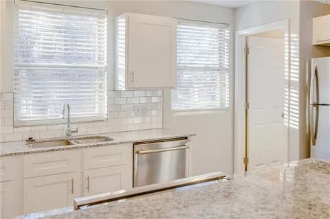 Photo of 1869 Scull Creek Drive, Fayetteville, AR 72703 (MLS # 1359371)