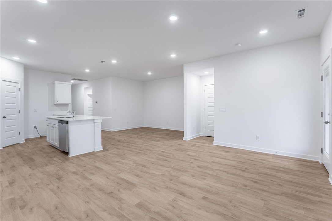 The Element, Phase 5 - Residential Lease