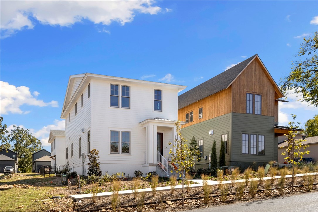 Arboretum Row - Residential