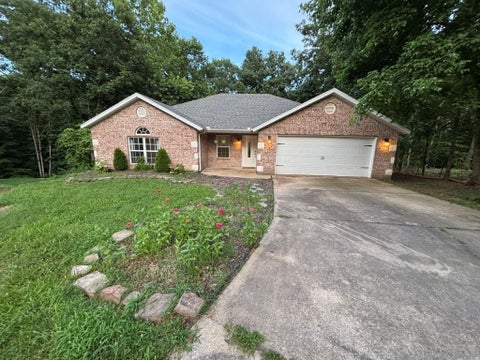 Photo of 6 Hart Lane, Bella Vista, AR 72714 (MLS # 1358451)