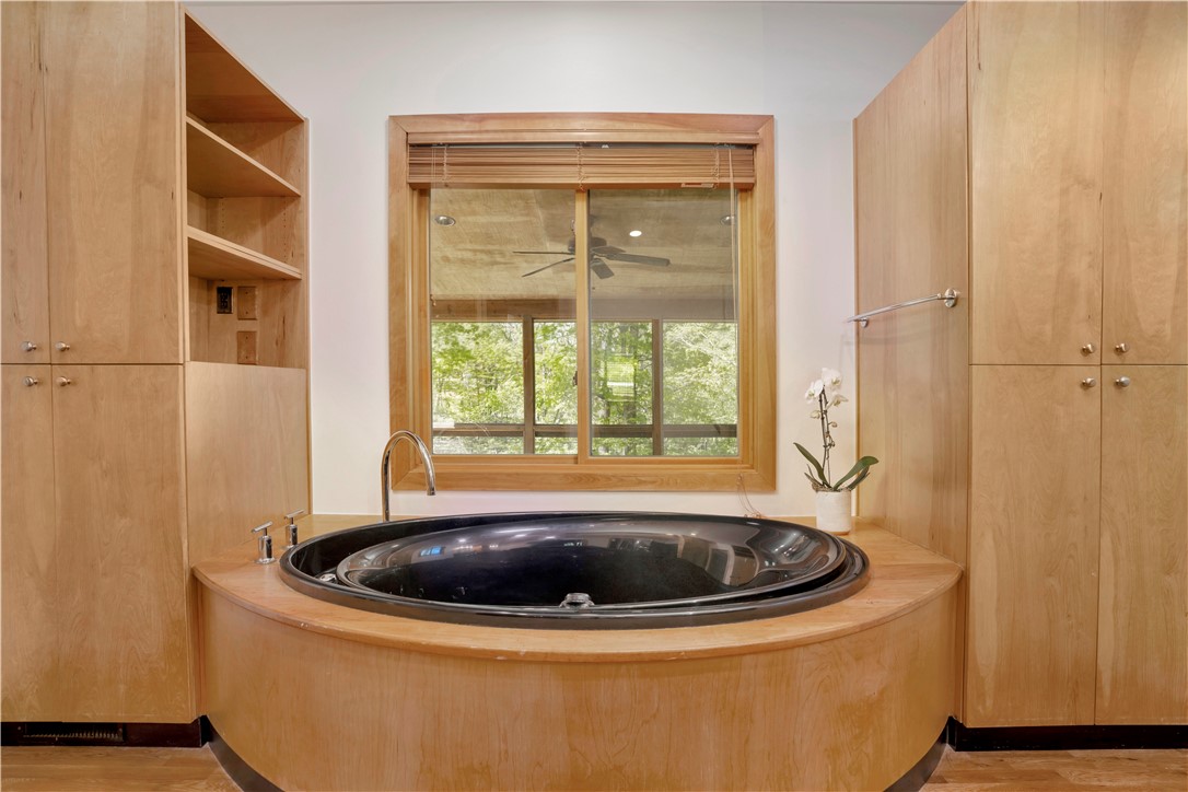 Crestwood Acres Add - Residential