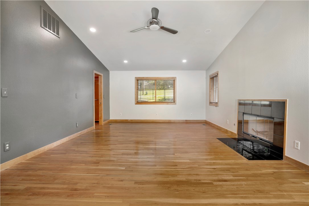 Crestwood Acres Add - Residential