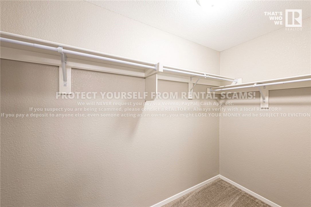HOLLAND CROSSING DUPLEXES - Residential Lease