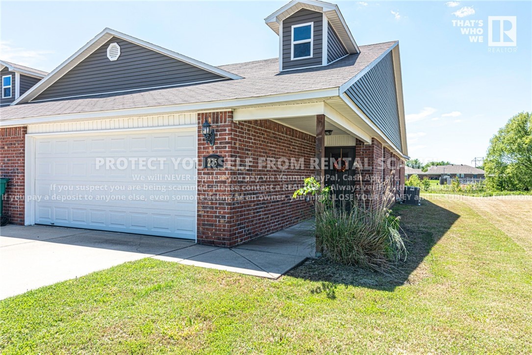HOLLAND CROSSING DUPLEXES - Residential Lease