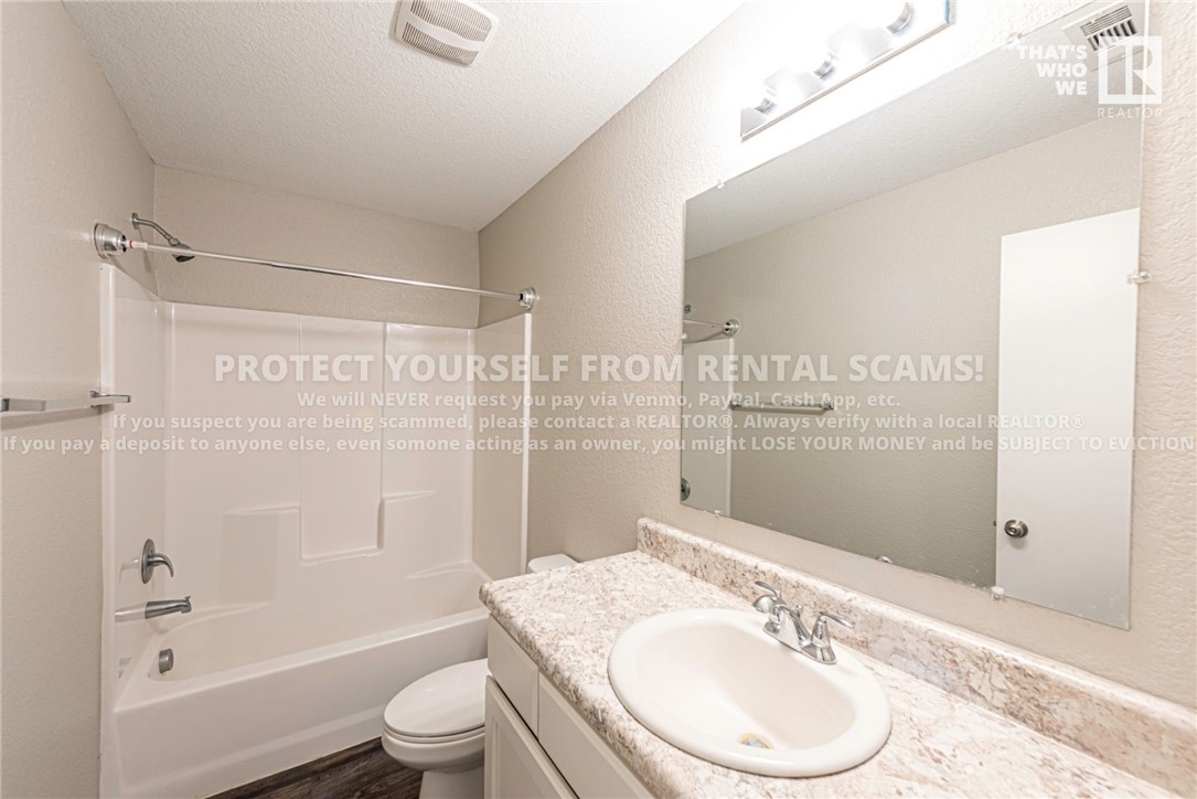 HOLLAND CROSSING DUPLEXES - Residential Lease