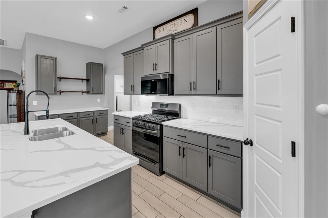 Grand Estates Ph 2 Gentry - Residential