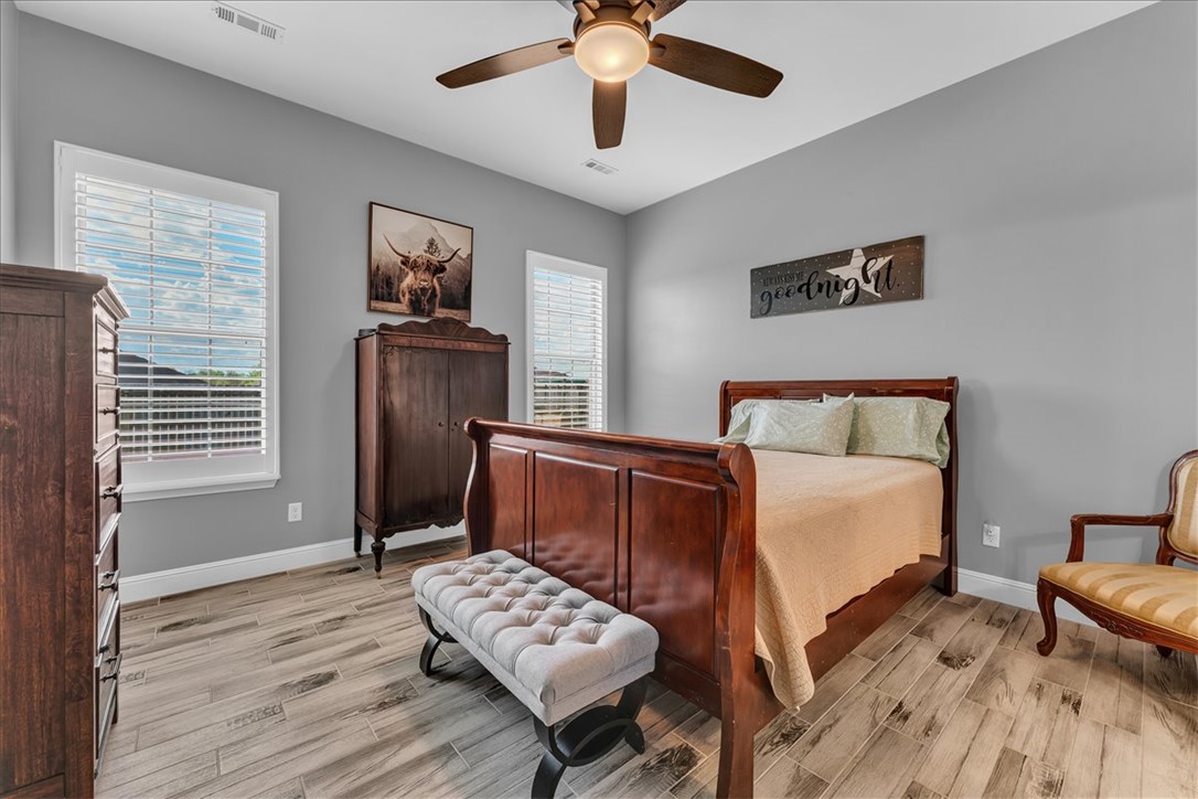 Grand Estates Ph 2 Gentry - Residential