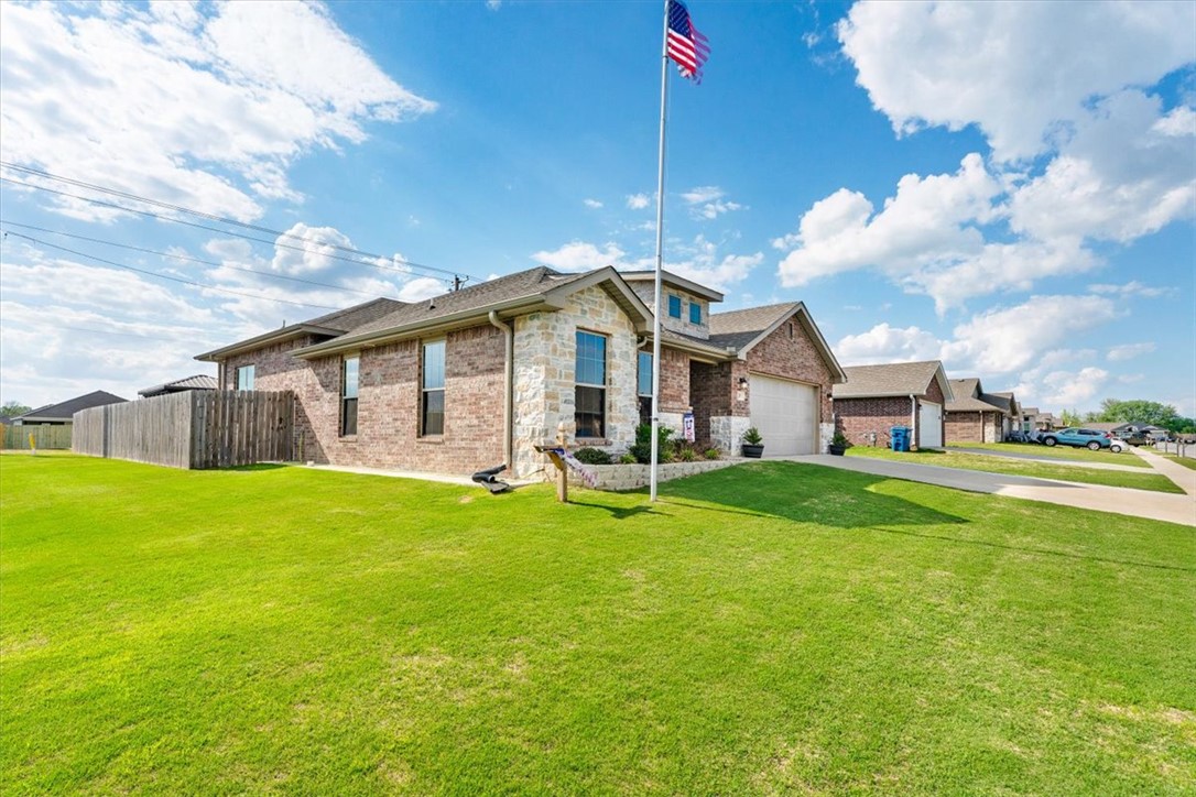 Grand Estates Ph 2 Gentry - Residential