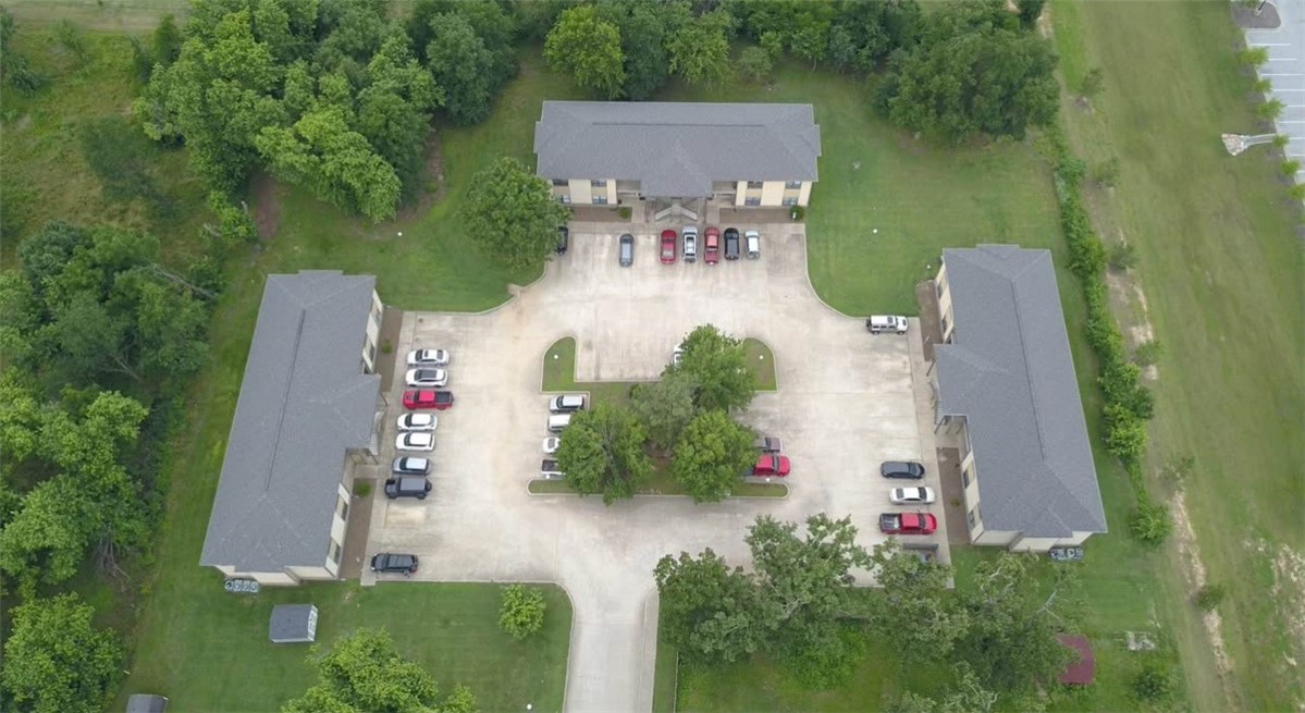 Thompson Hill Add Bentonville - Residential Lease