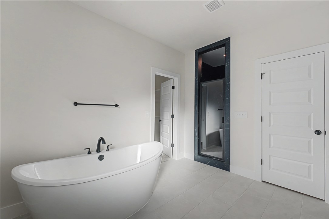 Diamond Estates Ph V Centerton - Residential