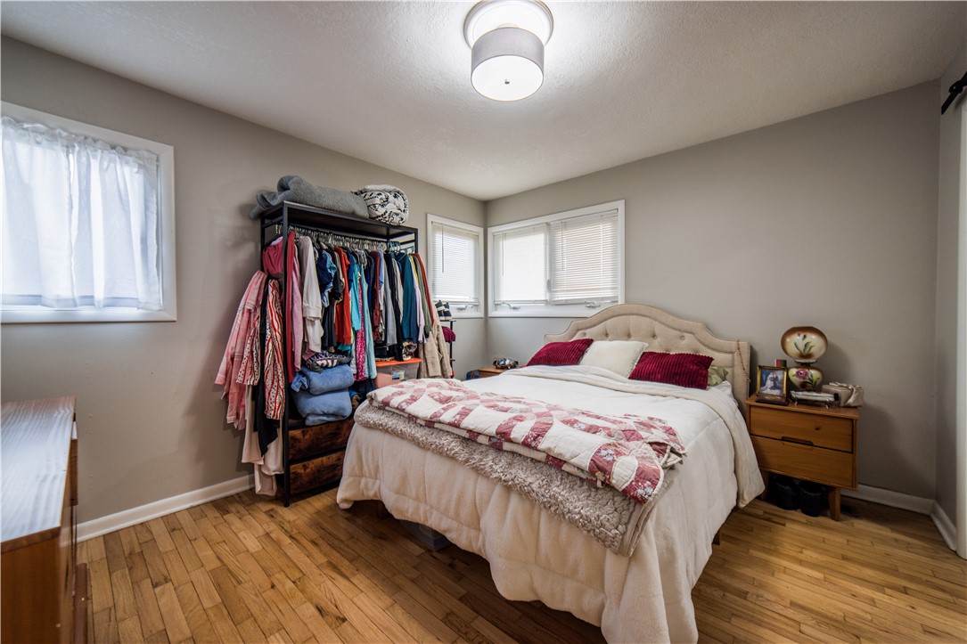 25-17-33-rural - Residential