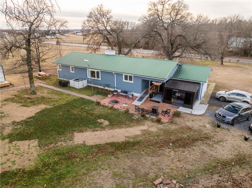 25-17-33-rural - Residential