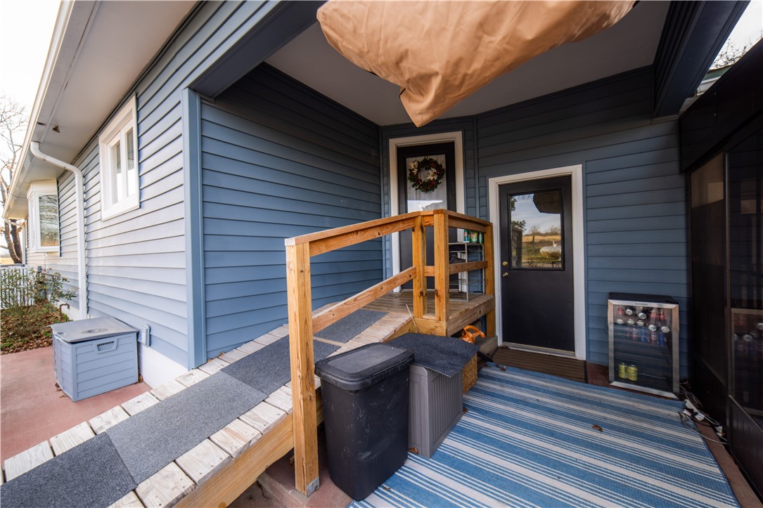 25-17-33-rural - Residential