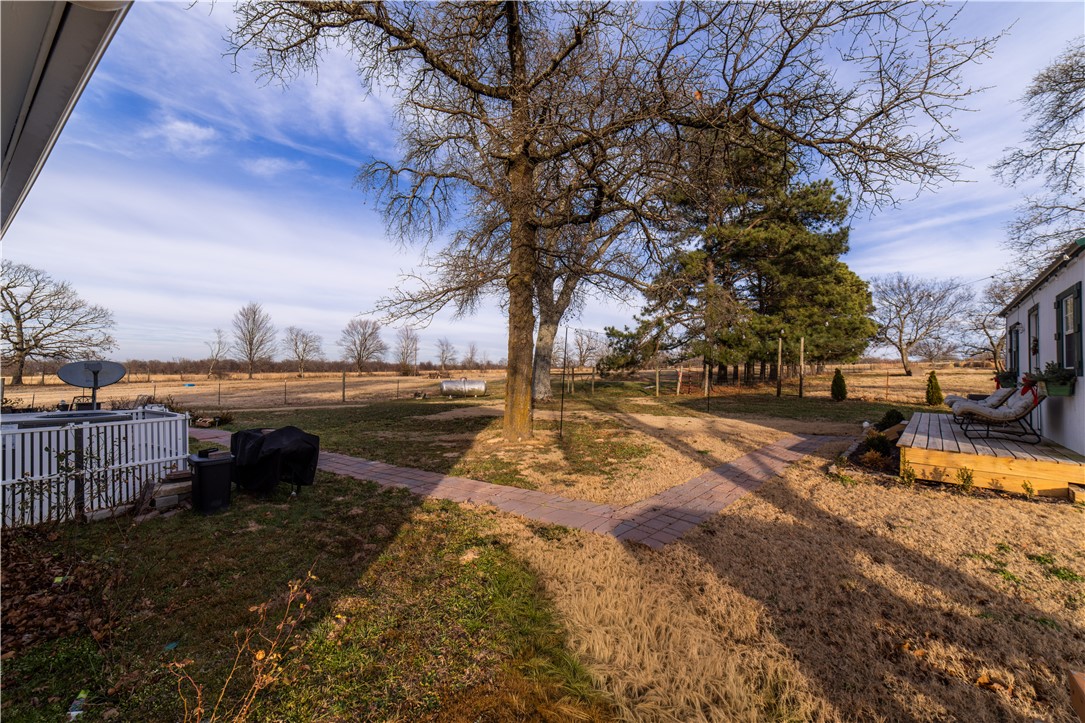 25-17-33-rural - Residential