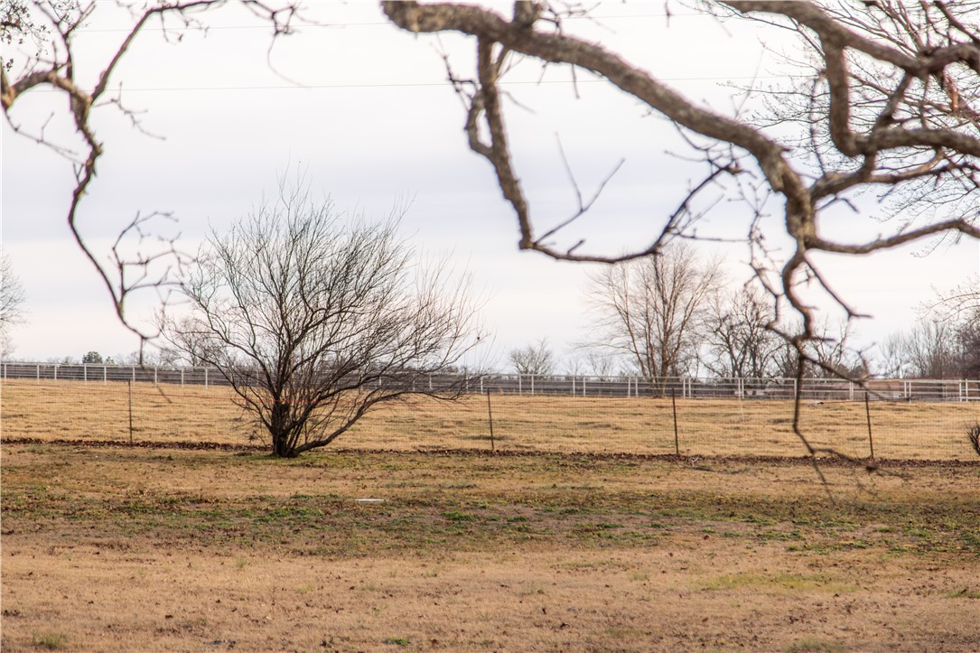 25-17-33-rural - Residential