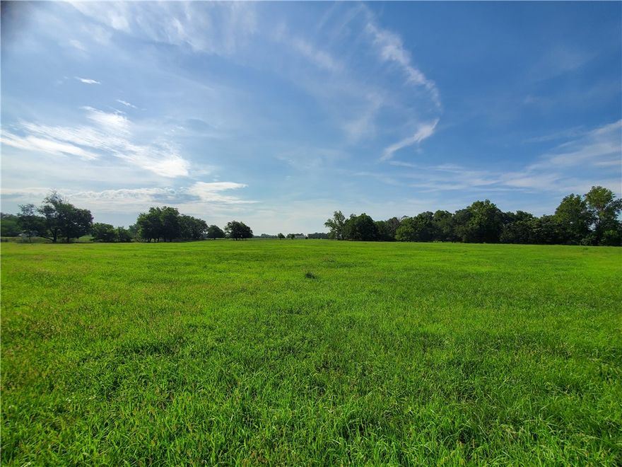 Amazing property located just outside of downtown gentry! Less than 5 minutes to the high school! Would be great for a residential development or an estate! There are 3 parcels that make up approx 66 acres. Beautiful creek at the back of the property. 2 barns. Almost 1/4 mile of paved road frontage. Seller has a residential plat drawn for over 300 lots (not approved but just a prelim drawing). This property would also be an amazing property for a large estate! It is beautiful with gently rolling hills and some areas of large shade trees! Portions of the creek have water year round. Includes parcel #s 18-13362-000
, 18-13362-004
Seller is a licensed real estate agent.