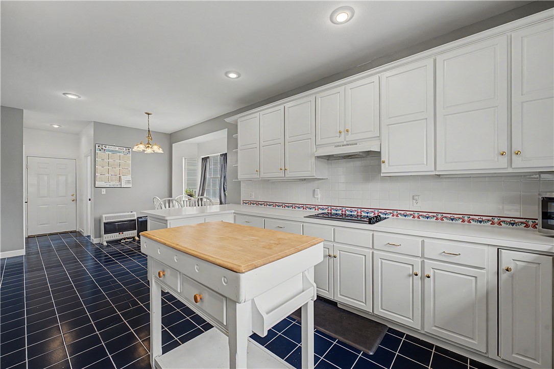 27-19-33-RURAL - Residential