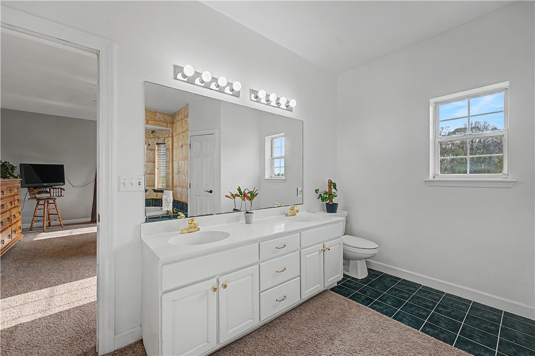 27-19-33-RURAL - Residential