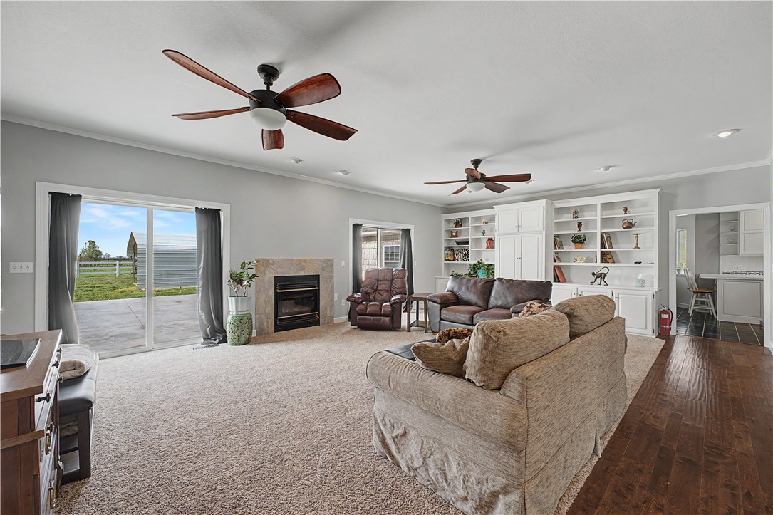 27-19-33-RURAL - Residential