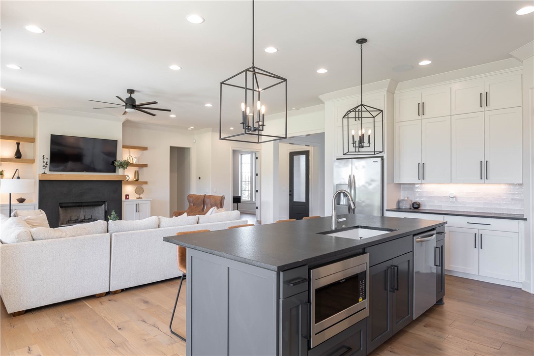 Tontitown Outlots 2000 Annex - Residential