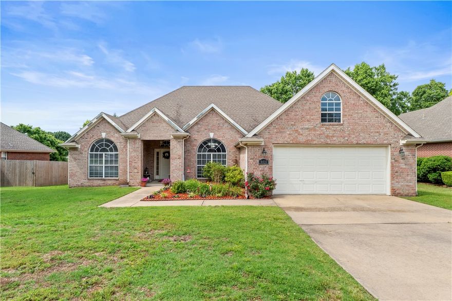 Back on the market due to a closing date issue. Seller prefers to close May 15th or after but can work around an earlier date.  Welcome to this charming home located in a well-established and friendly neighborhood. The home features two living areas, with an oversized kitchen that includes a generous eat-in space, ideal for combining both dining and casual living. The over-ten-foot ceilings in the main living areas create an open feel that adds to the home's sense of space. This versatile plan offers a formal dining area that can also serve as an office, providing flexibility. The split layout ensures privacy, with the primary suite being a true retreat. The suite boasts a large bathroom with a walk-in shower, a relaxing jacuzzi tub, and double vanities. Additionally, there is a built-in dressing space & extra storage with a built-in dresser, adding both convenience and style. The neighborhood is known for its sense of community, with multiple yearly events such as a pool party and a back-to-school gathering.