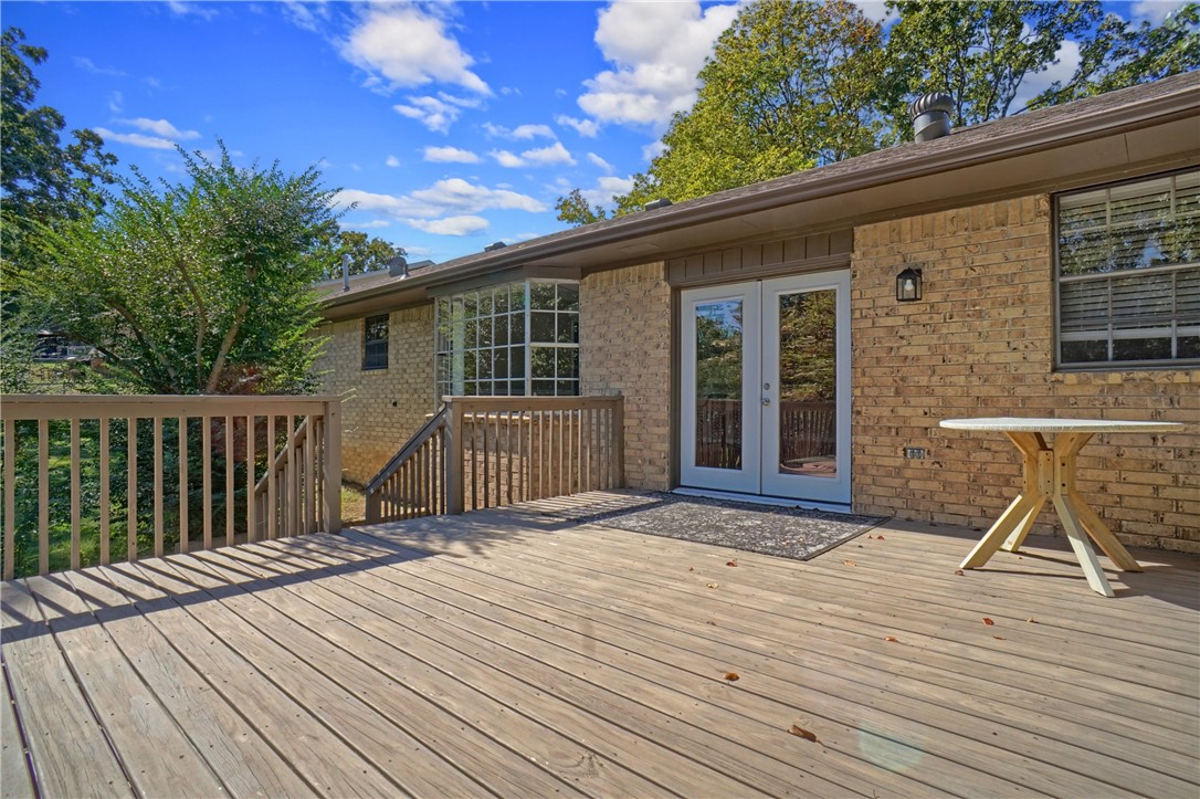 Elfin Glen - Residential