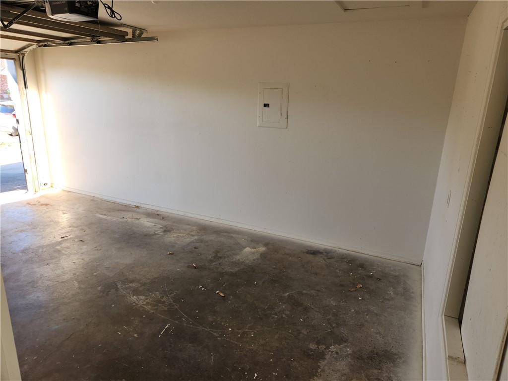 Holly Gardens Bentonville - Residential Lease
