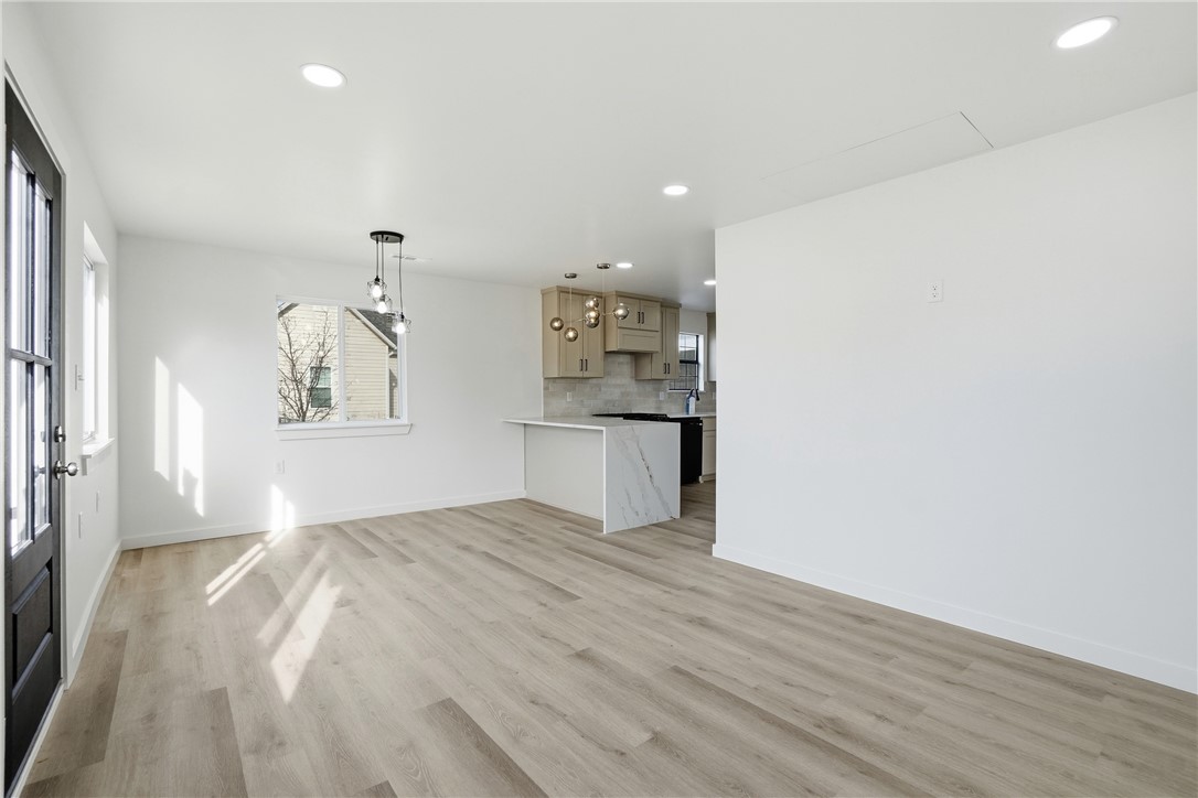 Fairground Add Rogers - Residential