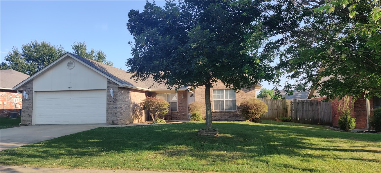 Note redueced rent till June 30, 2022 at a rate of $1575 then July 1 2022 rent shall be $1625 per month. Expect availablity as early as late April with limited showing due to property is still occupied. Please watch the walk thur video before requesting a on site visit https://youtu.be/jWmRh9o4dDs . A well mantanied 3 bedroom 2 bath house with new carpet yr.2021 in bedrooms. Stainless steel appliances with washer and dryer provided. Granite tile in kitchen. New heat and air installed in the last 3 years. Privacy fenced in back yard. Seeking minimum Fico score of 600+ on all applicant based on Transunion credit, and a $35 non refundable application fee per adult. Owner related to Broker. Pets considered (breed restriction apply) with Pet deposit of $300 non-refundable per pet (max 2 pets) and $25/mo per pet rent. Owner is related to a Arkansas Real Estate Broker. No interior smoking allowed.