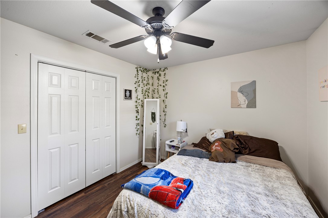 Country Cove Estates - Residential