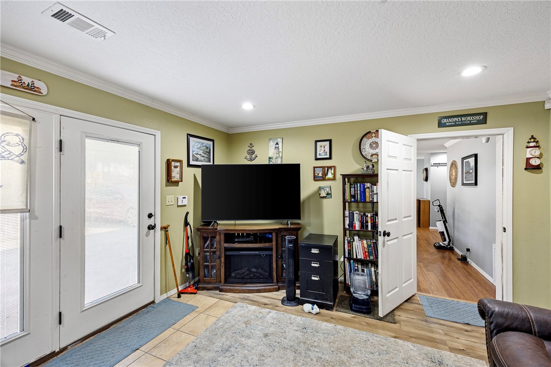 Country Cove Estates - Residential