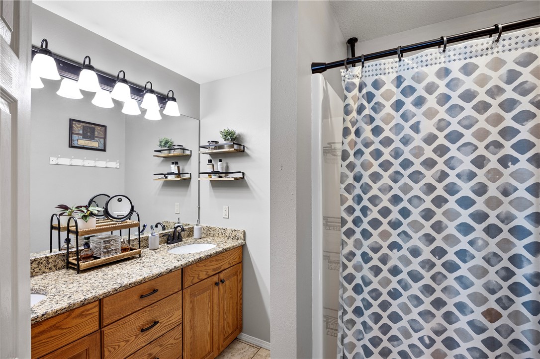 Country Cove Estates - Residential