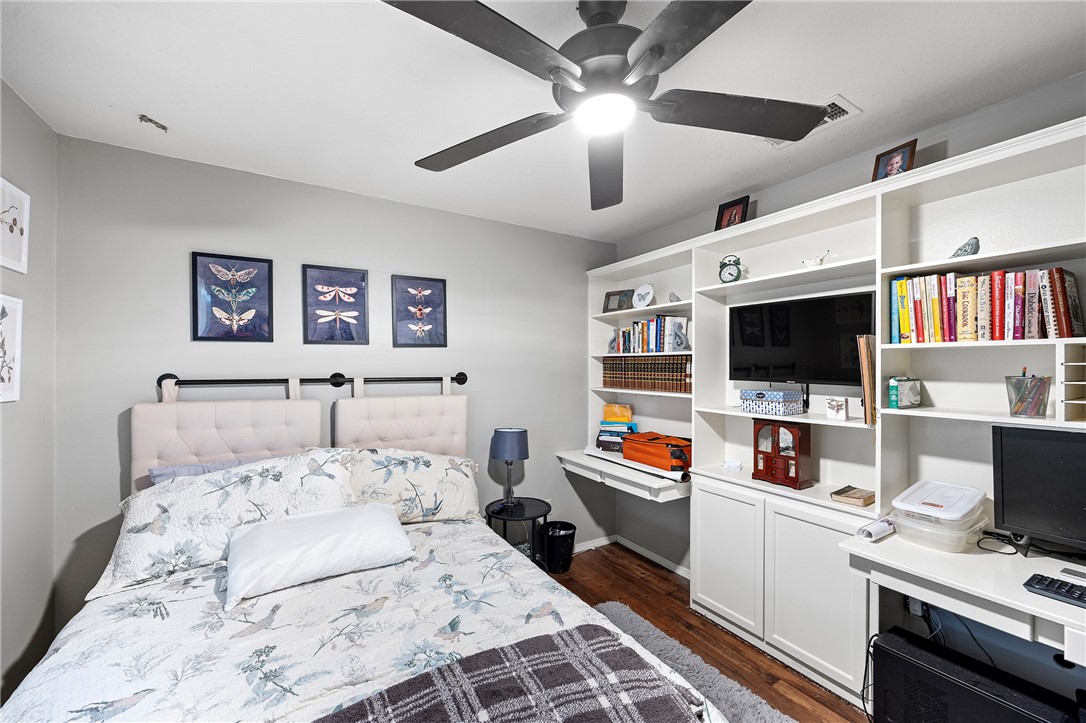 Country Cove Estates - Residential