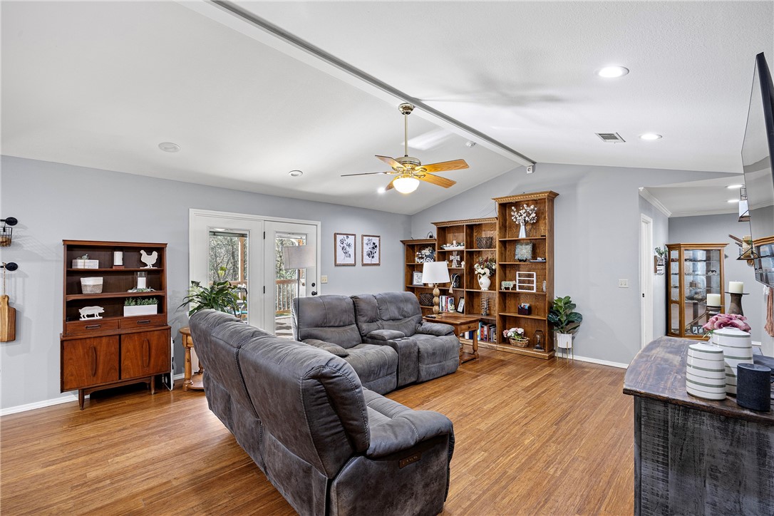 Country Cove Estates - Residential