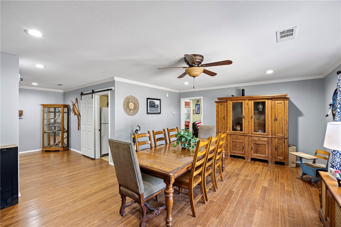 Country Cove Estates - Residential