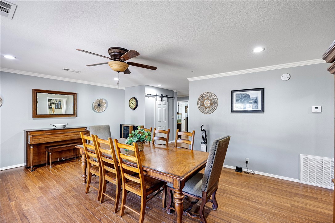 Country Cove Estates - Residential