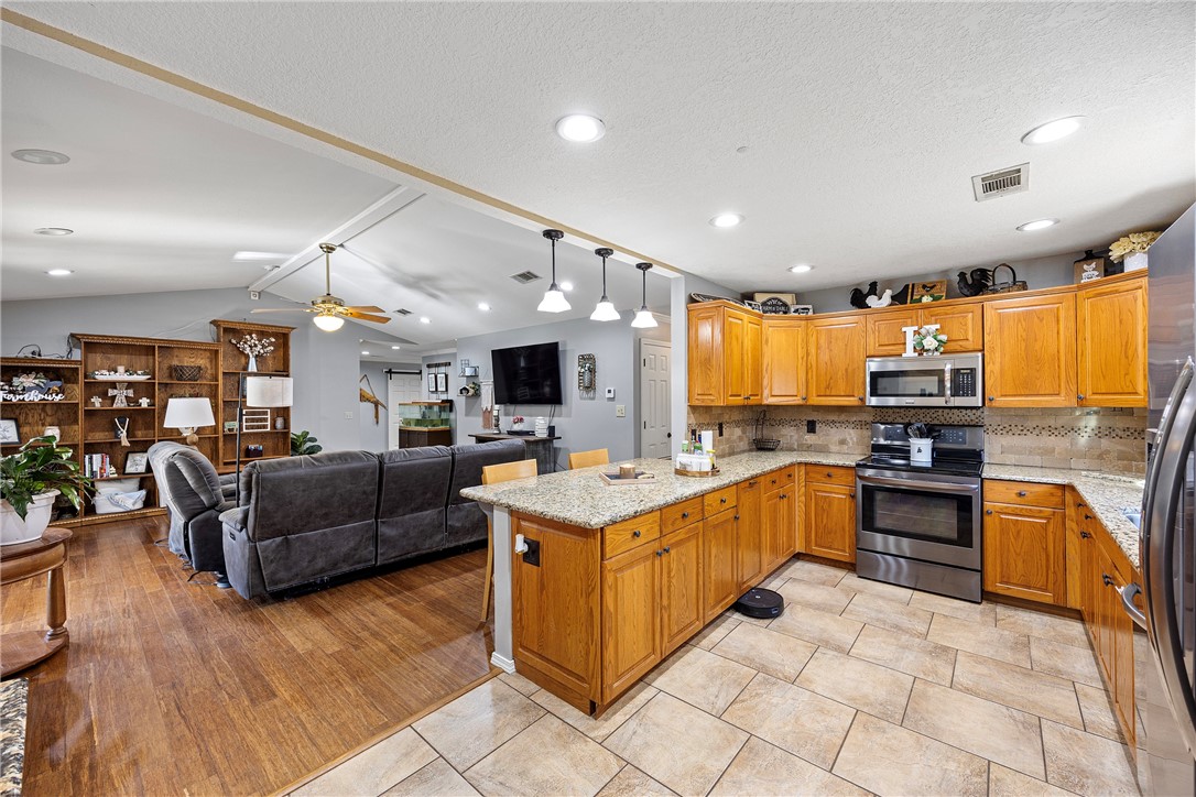 Country Cove Estates - Residential