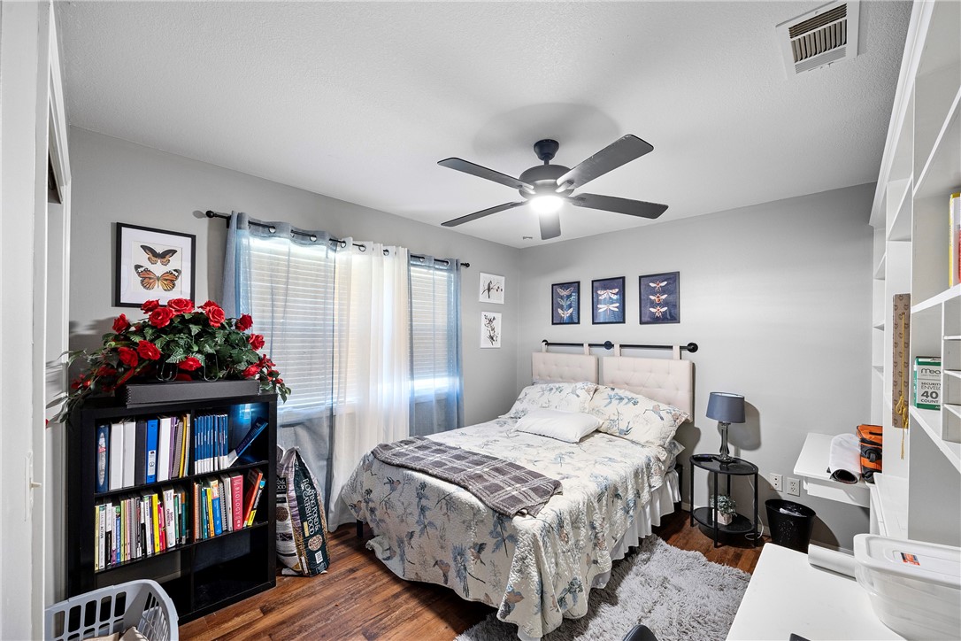 Country Cove Estates - Residential