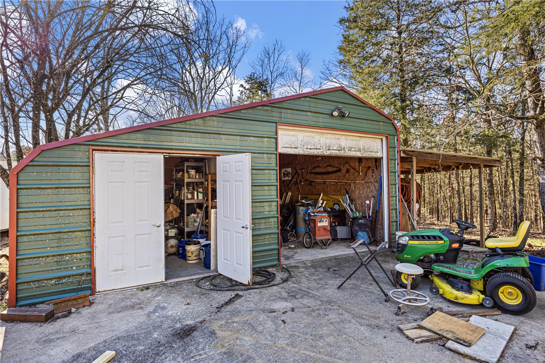 Country Cove Estates - Residential