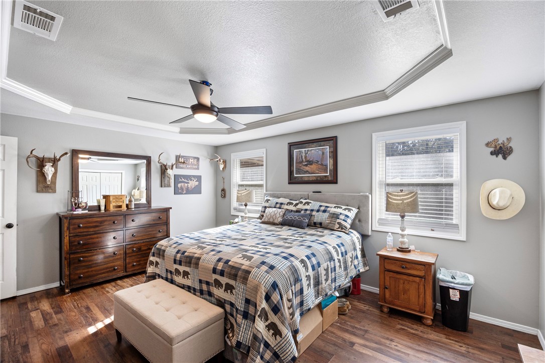 Country Cove Estates - Residential