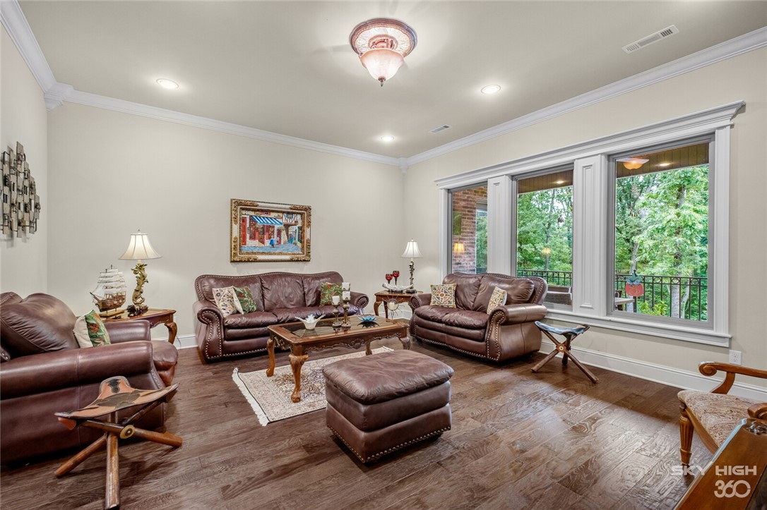 Versailles - Residential