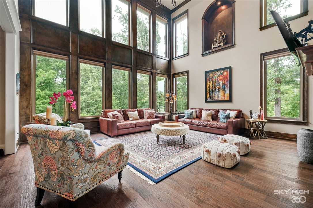 Versailles - Residential