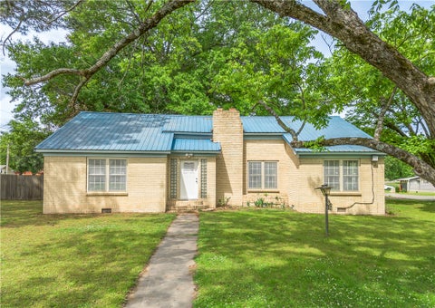 Photo of 101 Roosevelt Circle, Morrilton, AR 72110 (MLS # 1351582)