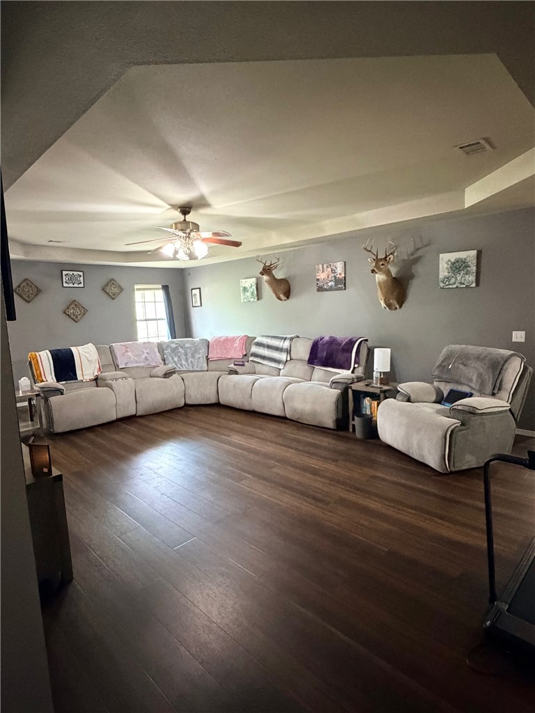 Country Woods Estates - Residential