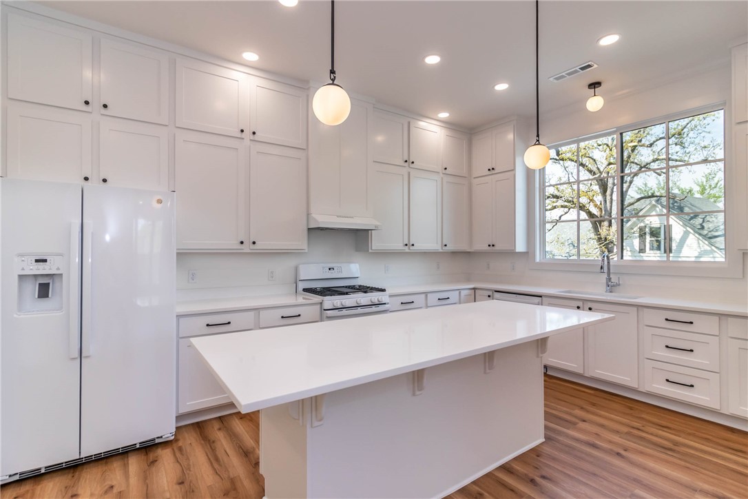 The Bradford Houses on Mt Sequoyah - Residential
