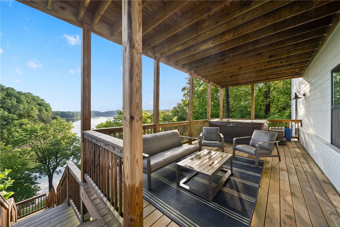 Shady Cove Sub - Residential